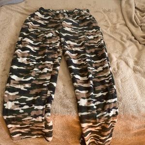 Men’s Camo Joggers